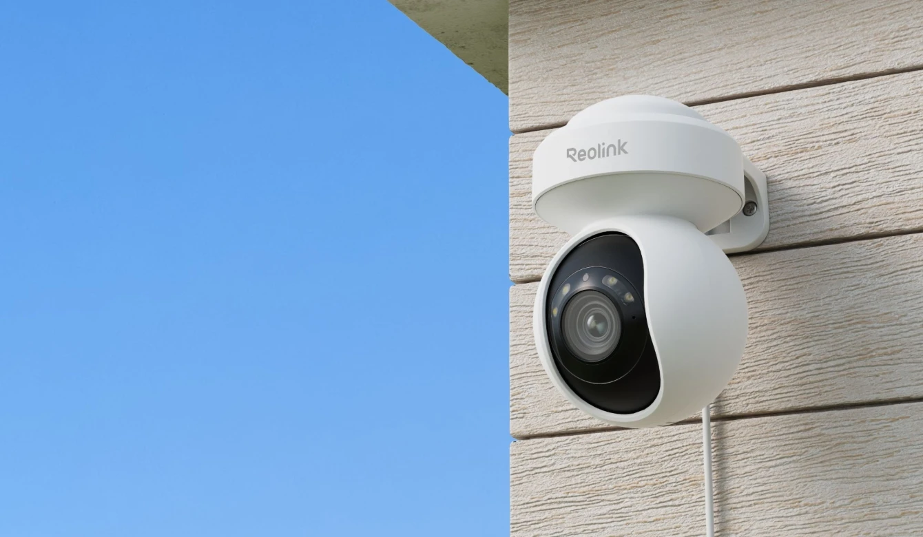 Reolink E1 Outdoor Pro – Þráðlaus 4K öryggismyndavél með pan & tilt, litnætursýn og snjallri gre